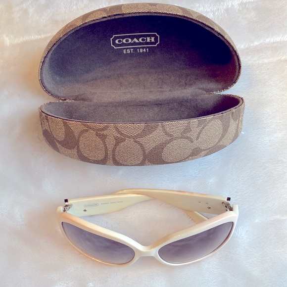 Coach Ryanne S800 Sunglasses - Picture 5 of 5